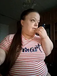 Janiffer_MiMi webcam model stream image