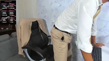 Hideintheoffice webcam model stream image