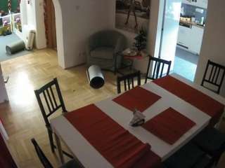 voyeurcam-julmodels-dining webcam model stream image