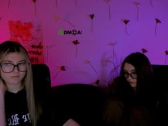 lissa_night webcam model stream image