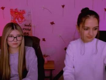 lissa_night webcam model stream image