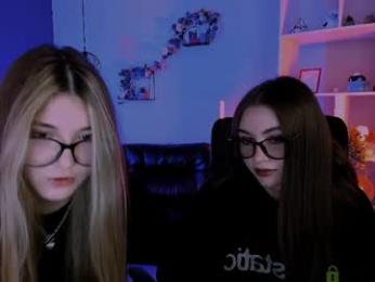 lissa_night webcam model stream image