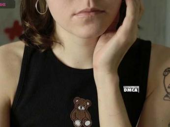 zerotwo_ webcam model stream image