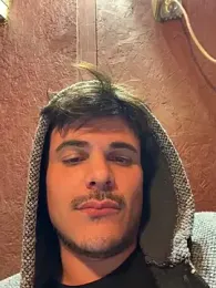 Millennialcum webcam model stream image