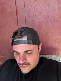 Millennialcum webcam model stream image