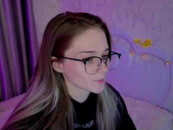 vialeta-baby webcam model stream image