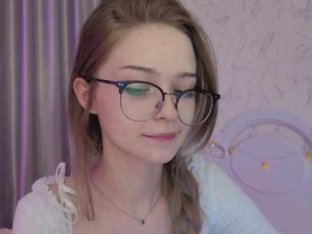 vialeta-baby webcam model stream image