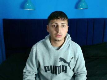 SweettSinn webcam bongacams model stream image