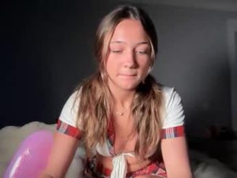 avaowenss webcam model stream image