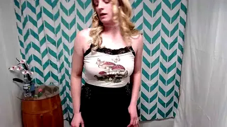 AlicePayne webcam model stream image