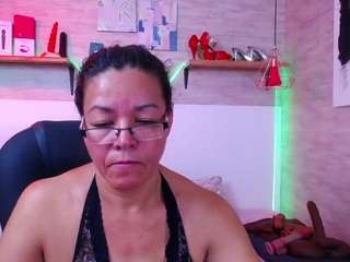 maturepure webcam model stream image