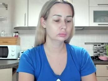 katieandandy webcam model stream image