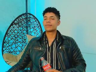 Victory Casuss webcam model stream image