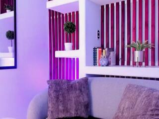 Victory Casuss webcam model stream image