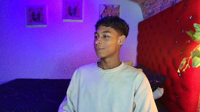 CoffeNite_nom webcam model stream image