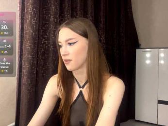 LovestTrisha webcam model stream image