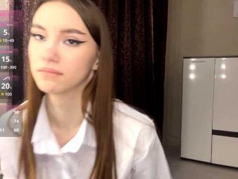 LovestTrisha webcam model stream image