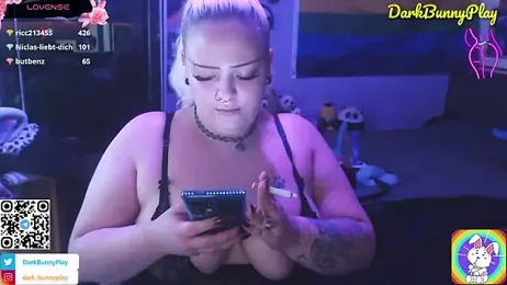 DarkBunnyPlay webcam model stream image