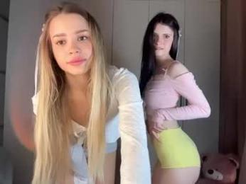 teasekiss webcam model stream image