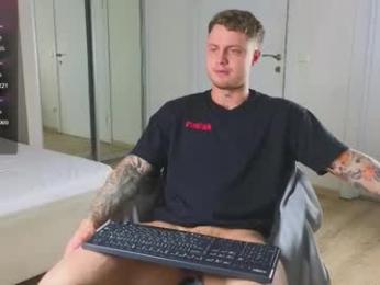 mike___magic webcam model stream image