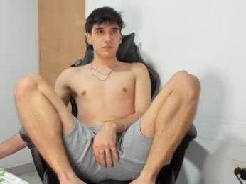 leo_jones389 webcam model stream image