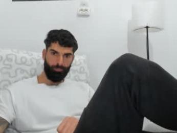 cuteeboy webcam model stream image