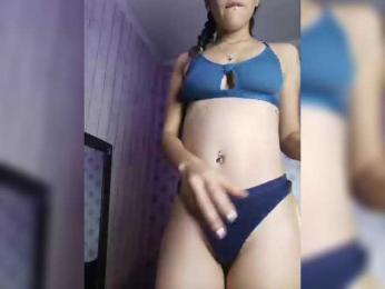 MaryannG webcam model stream image