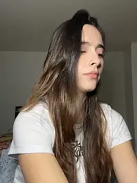 swrennn19 webcam model stream image