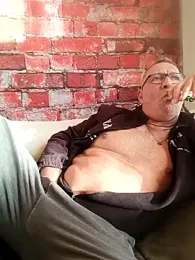 Soloyan webcam model stream image