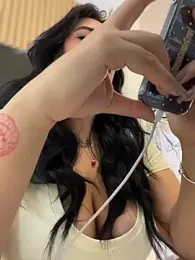 clarachanelricek webcam model stream image