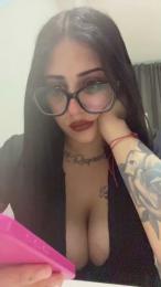 paris888hot webcam model stream image