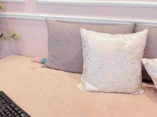 lucycanels webcam camsoda model stream image