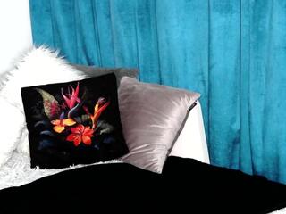 Robin Gallagher webcam model stream image