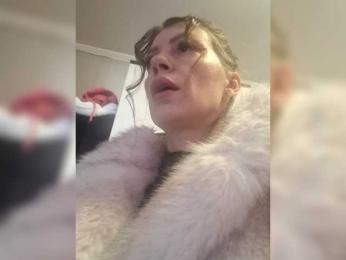 Kuklanasha webcam model stream image