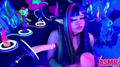 LaytonBox webcam model stream image