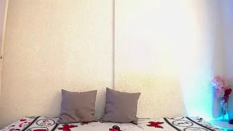 _joanne_and_oliver_ webcam model stream image