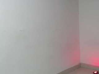 soy-mariana1 webcam model stream image