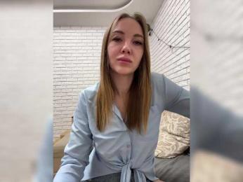 KitFox webcam model stream image