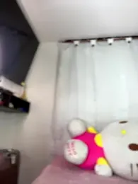 Emmily_19 webcam model stream image