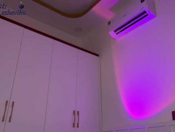 EzheVika webcam model stream image