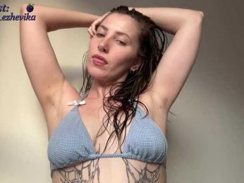 EzheVika webcam model stream image