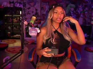 lovenzia webcam model stream image