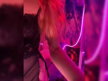 -Summer- bongacams stream image