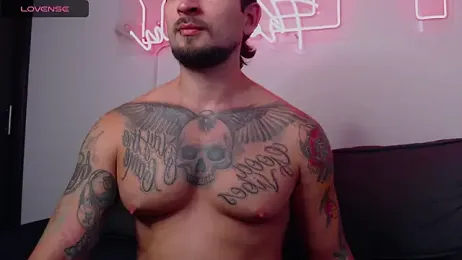 marco_allison01 stripchat stream image