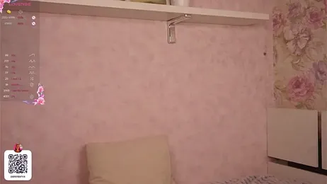 EsmeDainty stripchat stream image