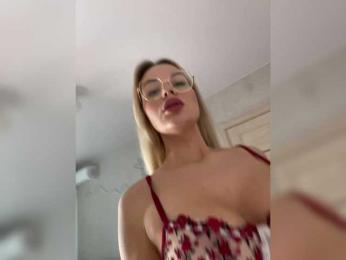 Mila-m bongacams stream image