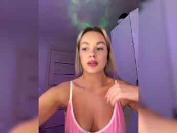 Mila-m bongacams stream image