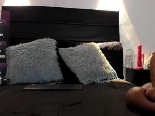 julieta-coopeer camsoda stream image