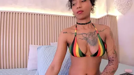 daiana_curly stripchat stream image