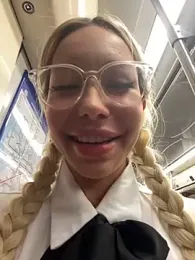 babydolll stripchat stream image